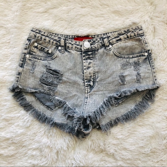 Pants - High Rise Distressed Cheeky Fray Hem Jean Shorts